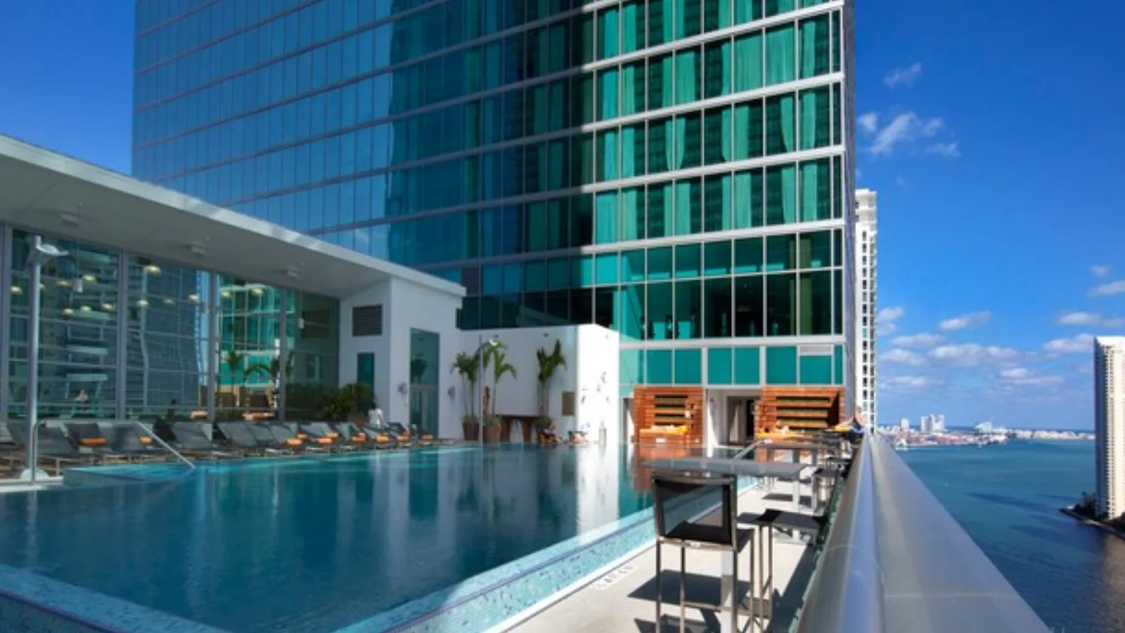 Marriott hotel tower with rooftop pool