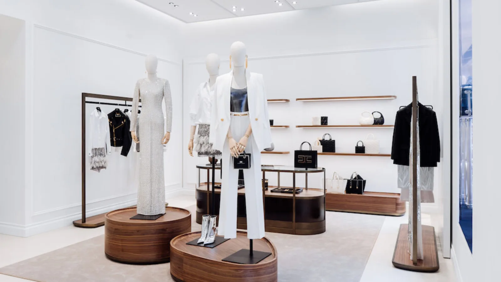 Fleurs De La Mer boutique interior, Miami Beach