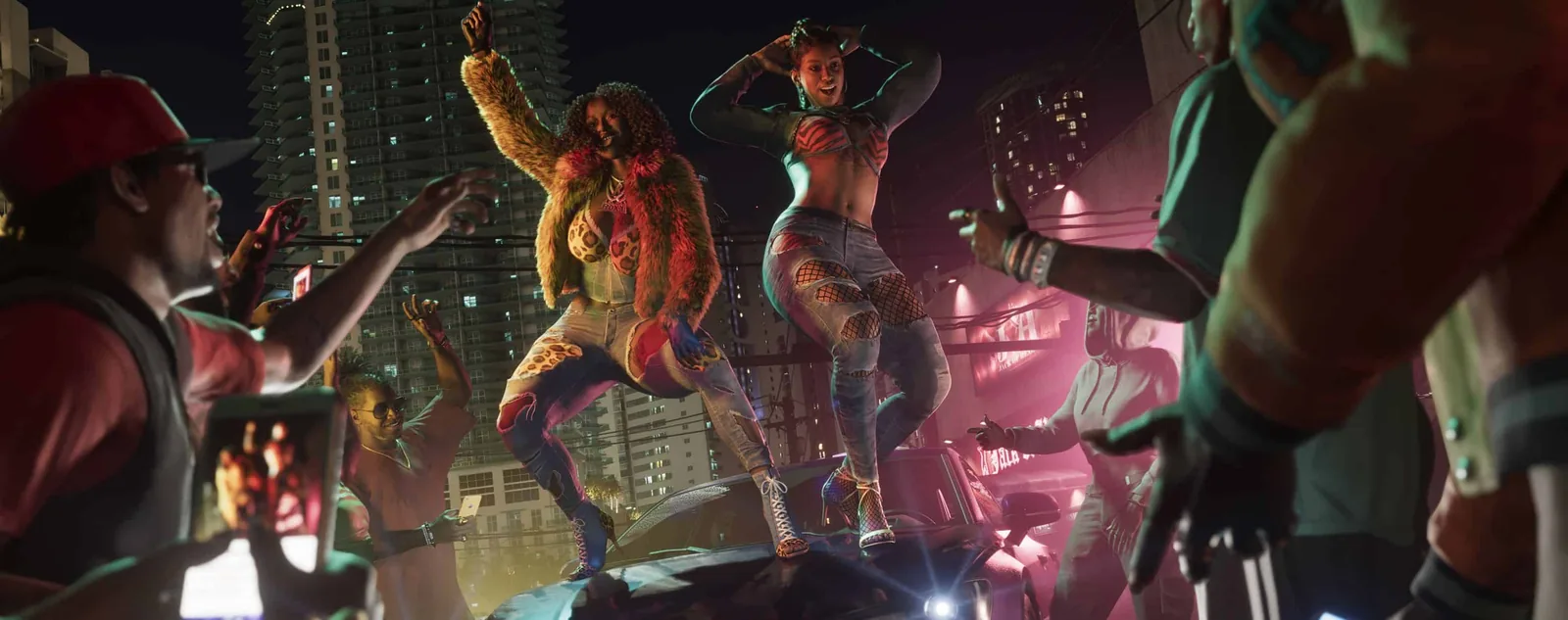 ESRB Mature 17+ rating panel showing content descriptors for GTA 6 including violence, nudity, and strong language