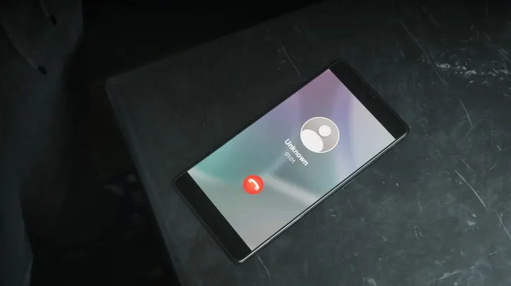 Incoming call from an unknown number