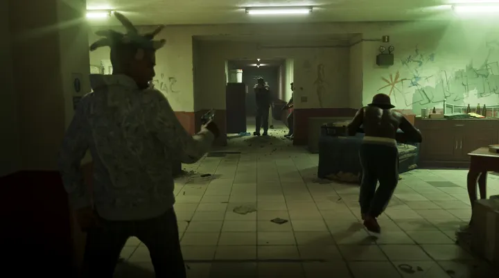 Gunpoint chaos in the green corridor