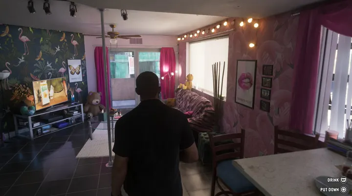 Teddy bear in the pink lounge
