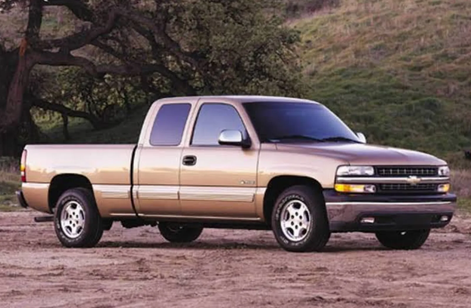 Chevrolet Silverado (1st gen)