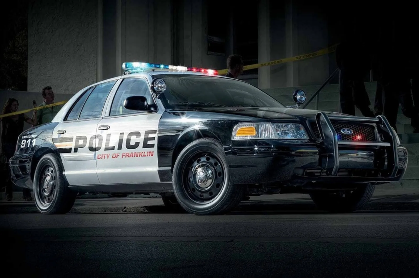 Ford Crown Victoria
